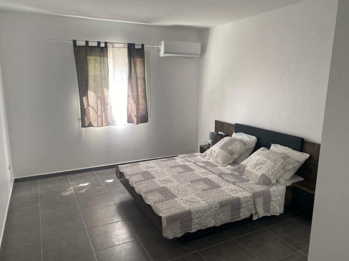 Le Domaine De Kazo Kilou Titine Appartement Le Gosier  Buitenkant foto
