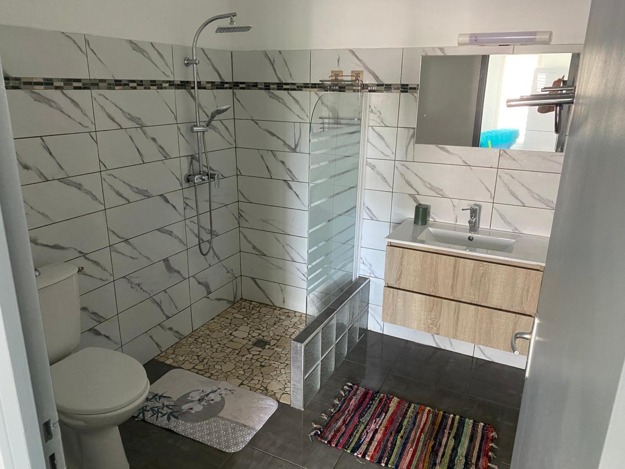 Le Domaine De Kazo Kilou Titine Appartement Le Gosier  Buitenkant foto
